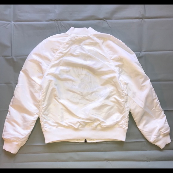 Alpha Industries Tiger Souvenir Bomber Jacket - Picture 4 of 8